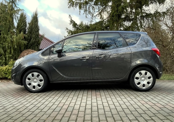 Opel Meriva cena 22900 przebieg: 192986, rok produkcji 2011 z Wrocław małe 781